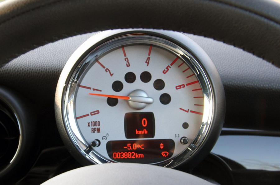  Mini Cooper Clubvan 2014 года  (фото 21 из 47)